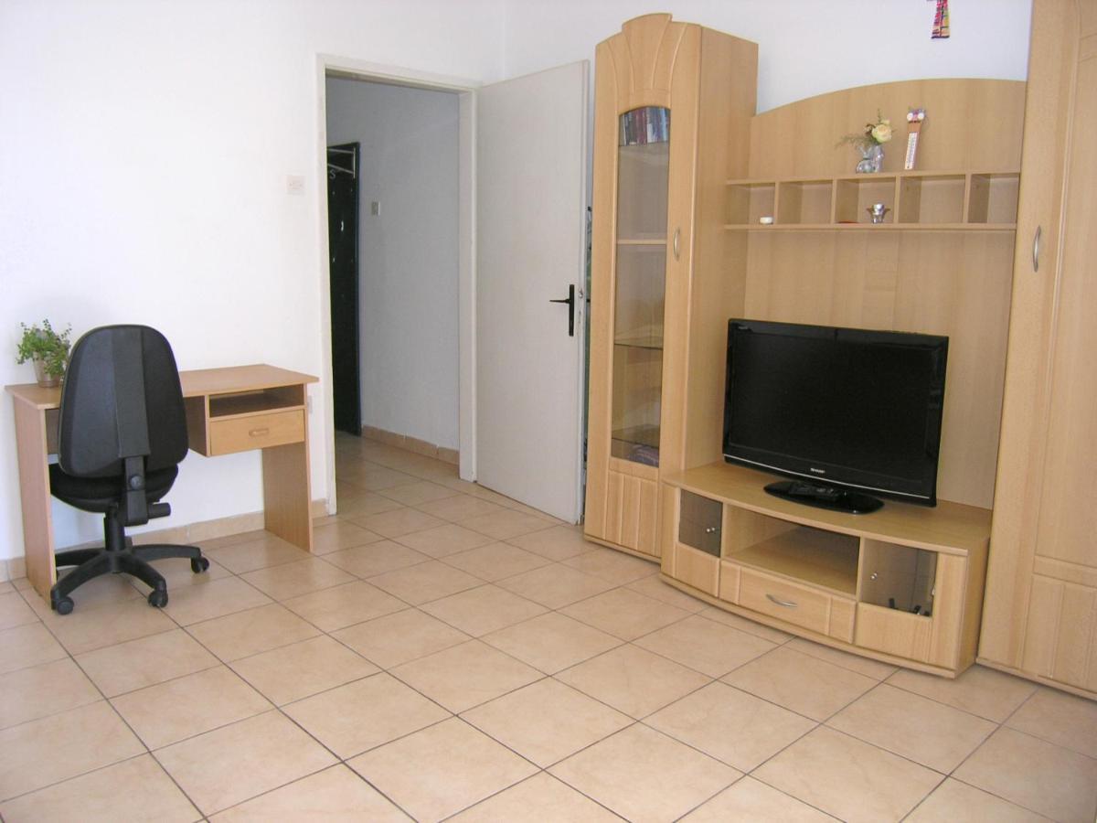Apartman Samblic クルク エクステリア 写真