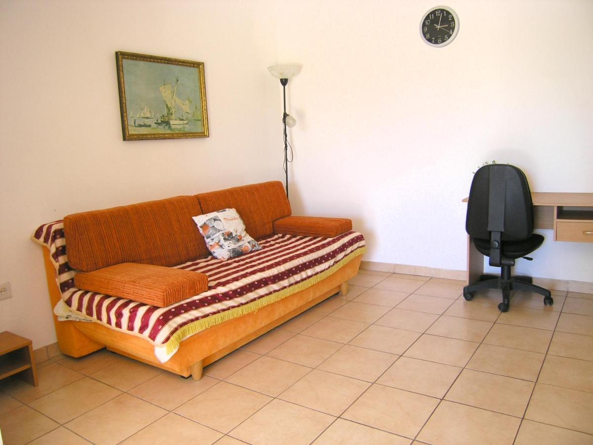 Apartman Samblic クルク エクステリア 写真