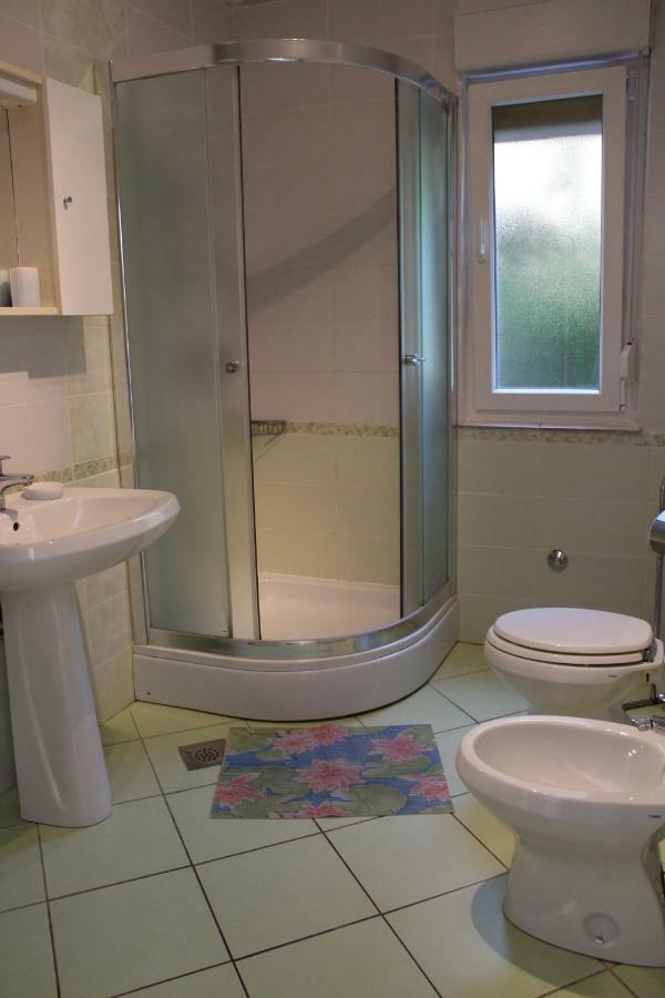 Apartman Samblic クルク エクステリア 写真